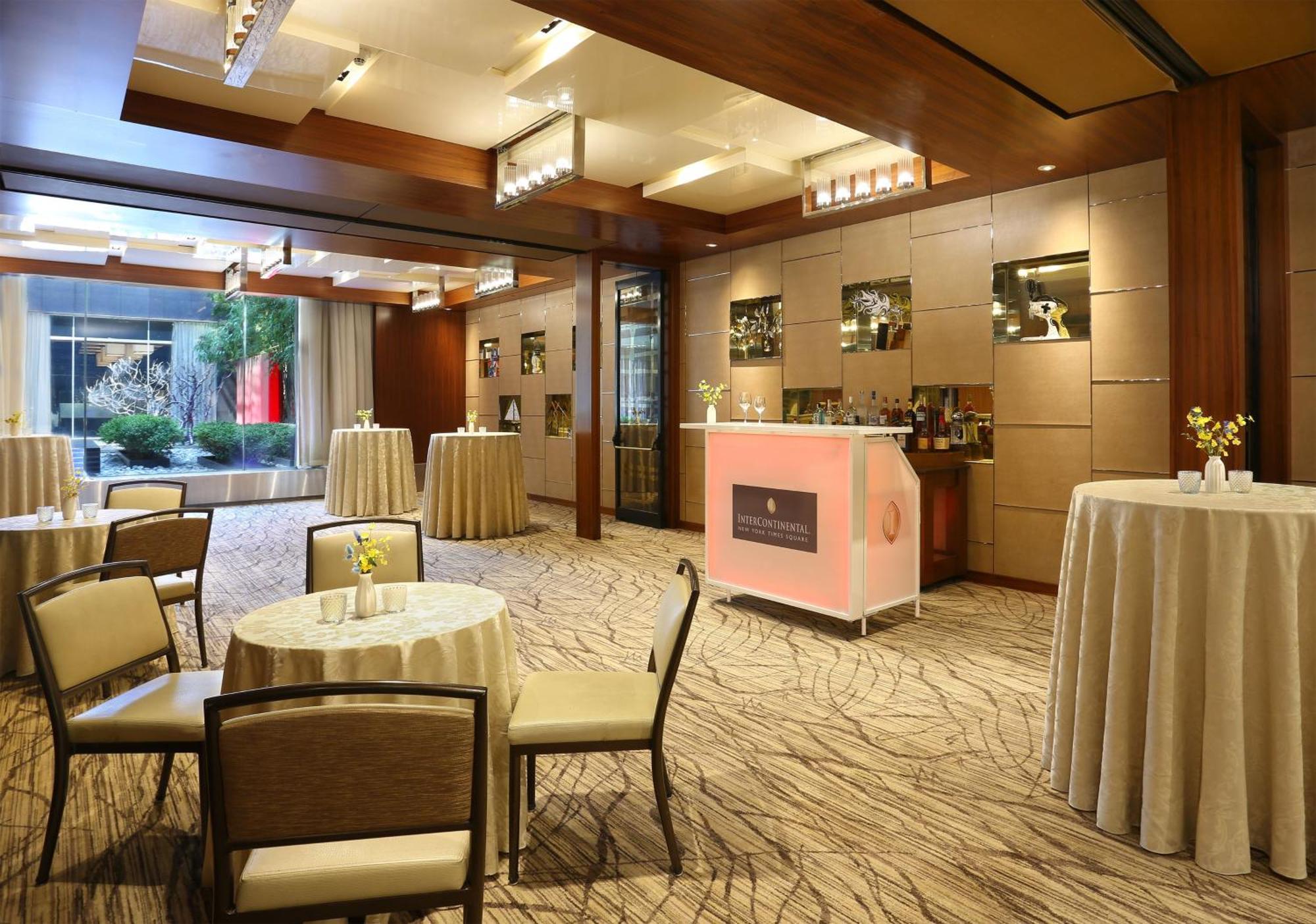 Intercontinental New York Times Square By Ihg Hotel Екстериор снимка