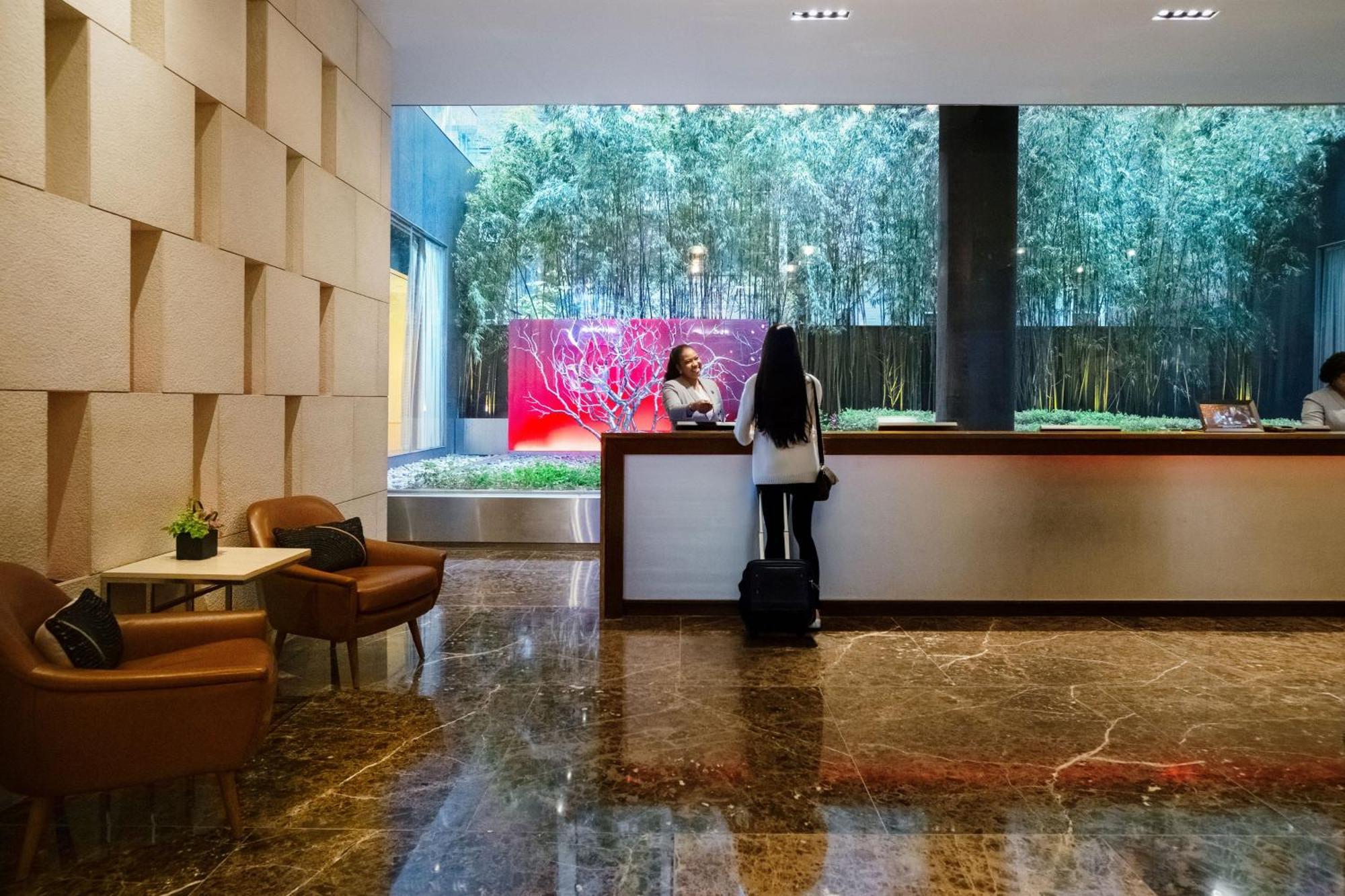 Intercontinental New York Times Square By Ihg Hotel Екстериор снимка